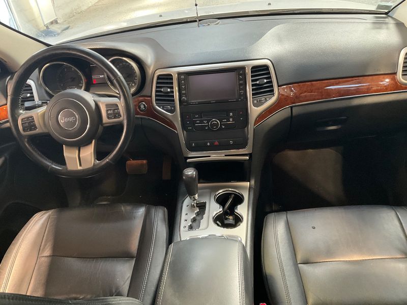 Jeep Grand Cherokee 3.0 CRD Limited — zdjęcie 12