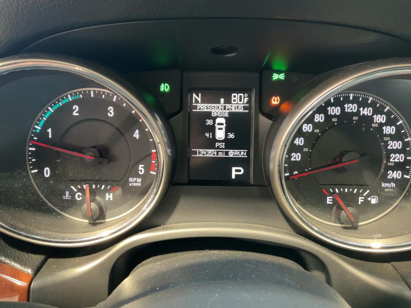 Jeep Grand Cherokee 3.0 CRD Limited — zdjęcie 13