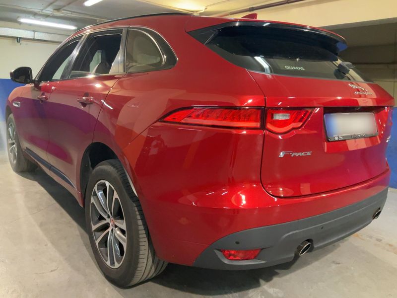 Jaguar F-Pace 25d R-Sport AWD — zdjęcie 3