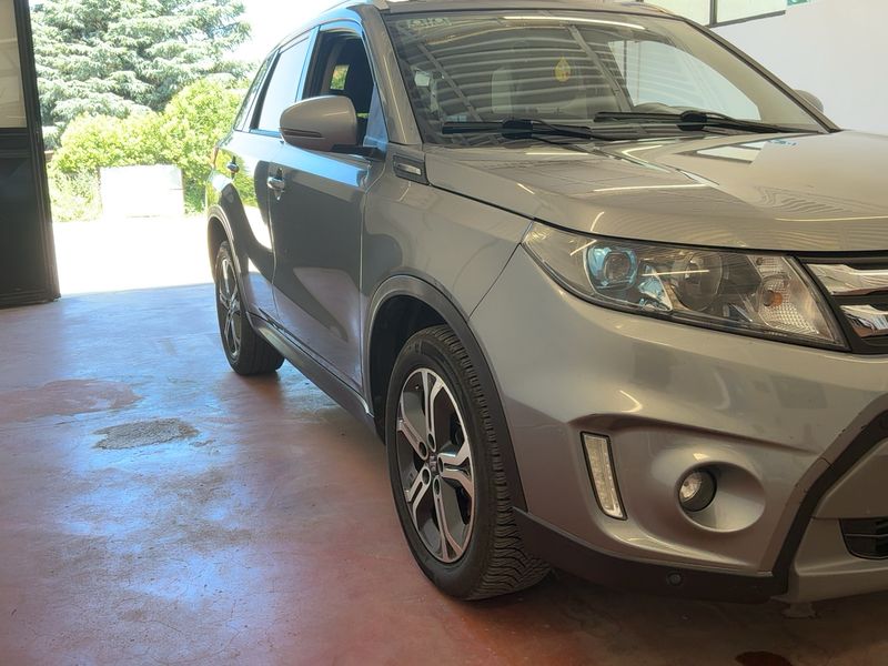 Suzuki Vitara 1.6 DDiS V-Top 4x4 — zdjęcie 8