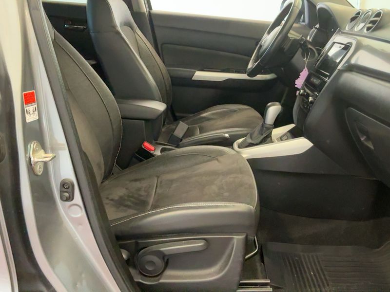 Suzuki Vitara 1.6 DDiS V-Top 4x4 — zdjęcie 11