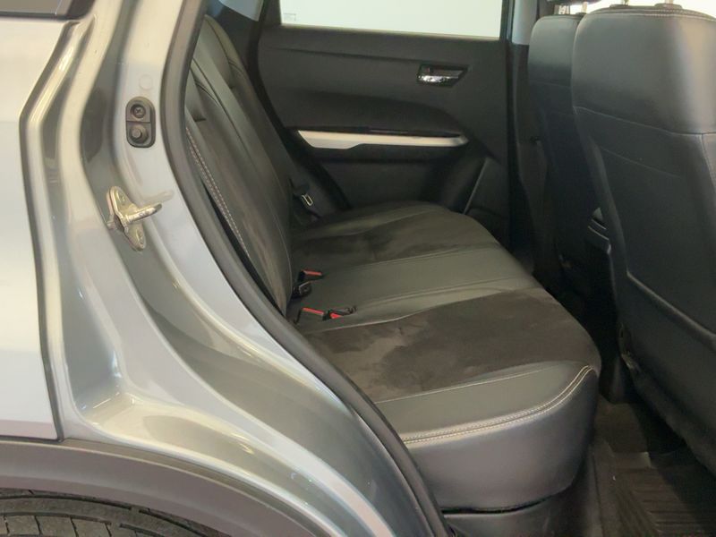 Suzuki Vitara 1.6 DDiS V-Top 4x4 — zdjęcie 14