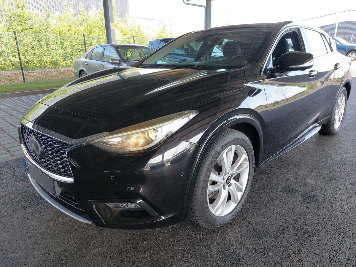 Infiniti Q30 d'occasion