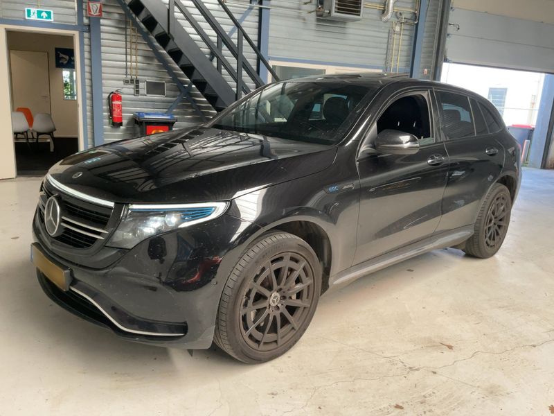 EQC electric drive 300 kW 4Matic AMG Line