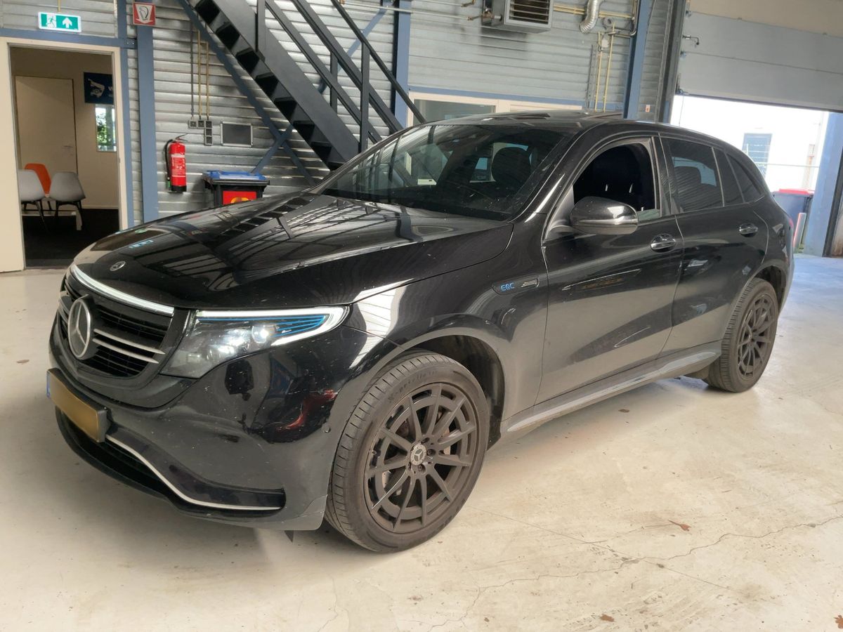 Mercedes-Benz EQC 2020