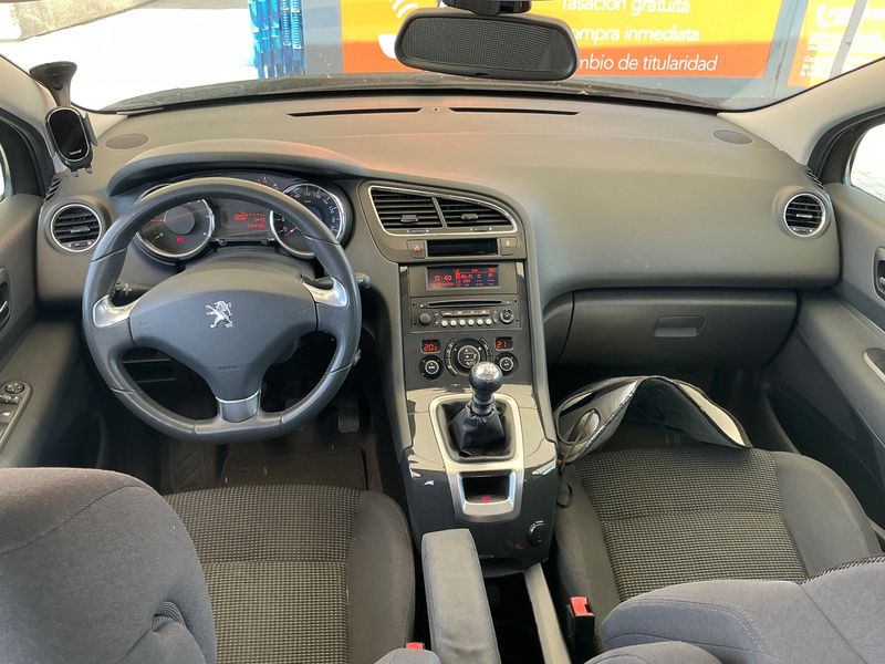 Peugeot 5008 1.6 HDi Style — zdjęcie 12