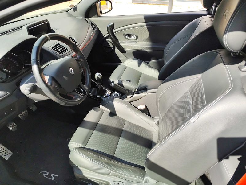 Renault Megane 2.0 TCe Renault Sport — zdjęcie 18