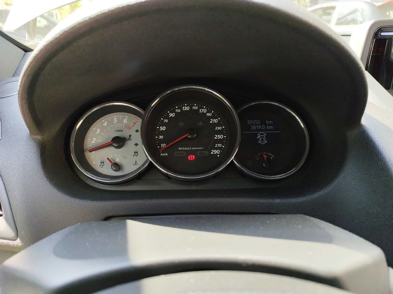 Renault Megane 2.0 TCe Renault Sport — zdjęcie 12