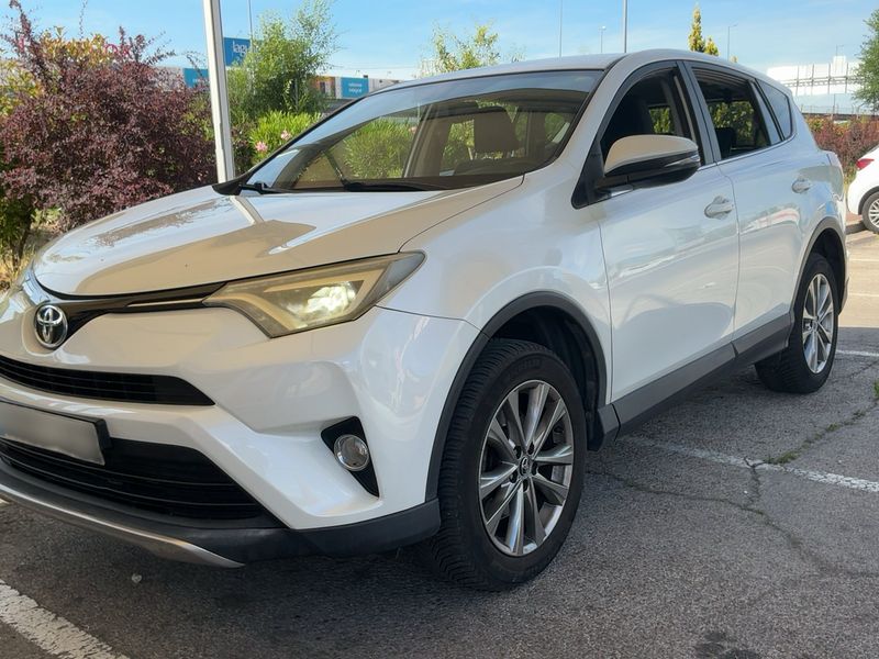 RAV 4 2.0 D-4D Advance