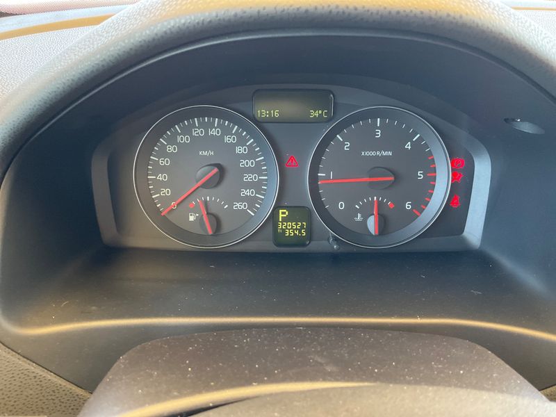 Volvo S40 2.0 D Momentum — zdjęcie 4
