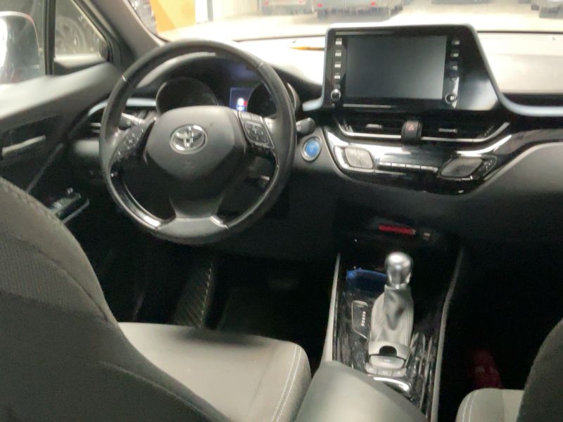 Toyota C-HR 1.8 Hybrid Trend — zdjęcie 12