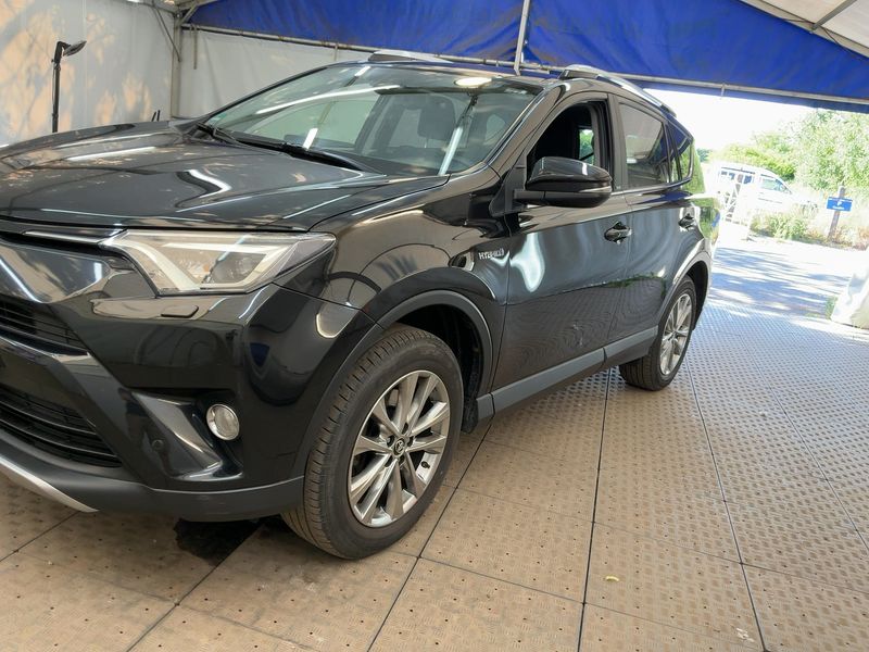 Toyota RAV 4 2.5 Hybrid Edition-S+ 2017 – снимка 2