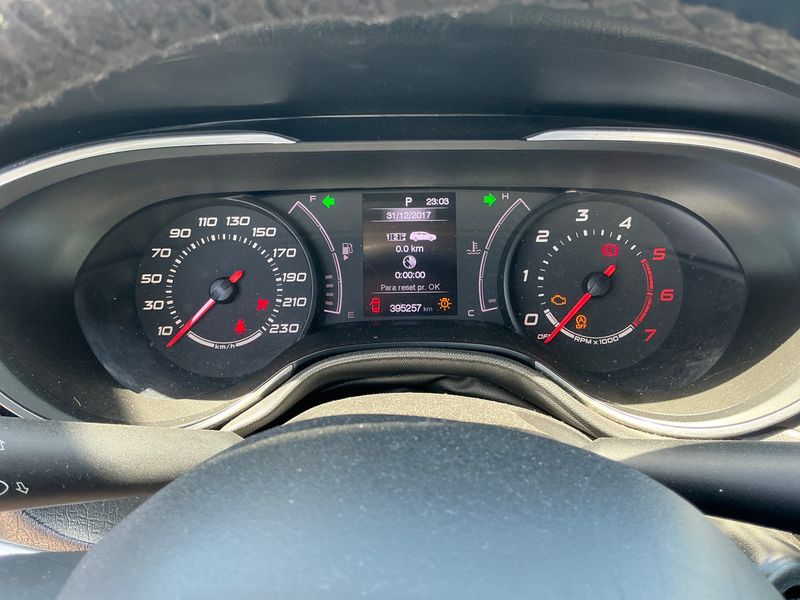 Fiat Tipo 1.6 JTDM Lounge — zdjęcie 4