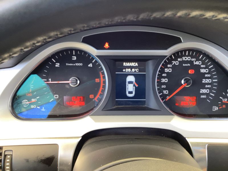 Audi A6 2.0 TDI 2010 – снимка 18