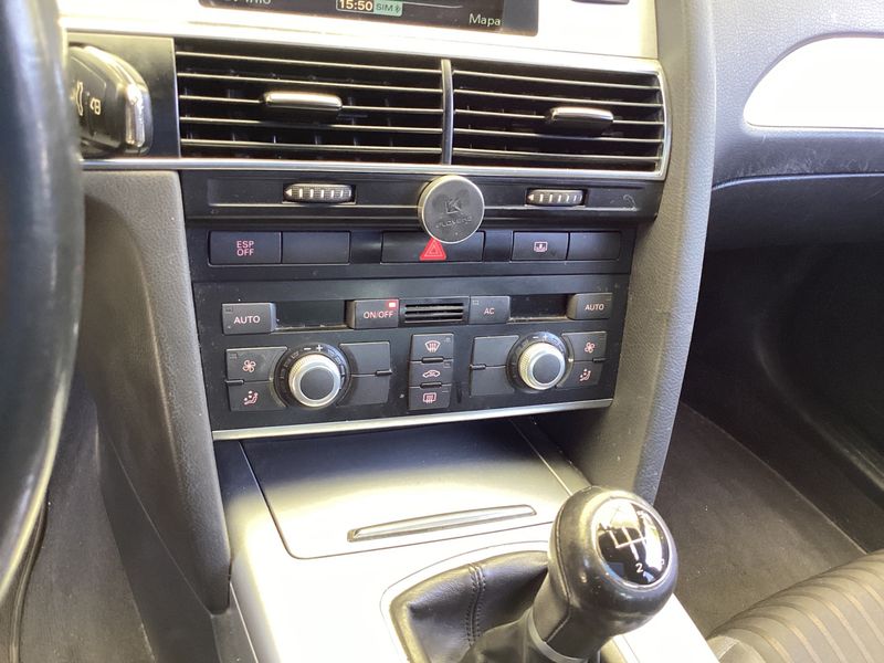 Audi A6 2.0 TDI 2010 – снимка 27