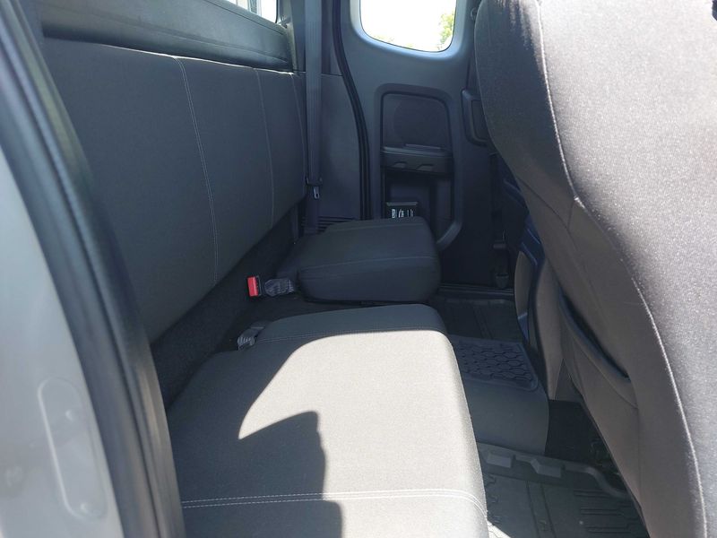 Ford Ranger 2.0 TDCi Extrakabine 4x4 XLT — zdjęcie 13