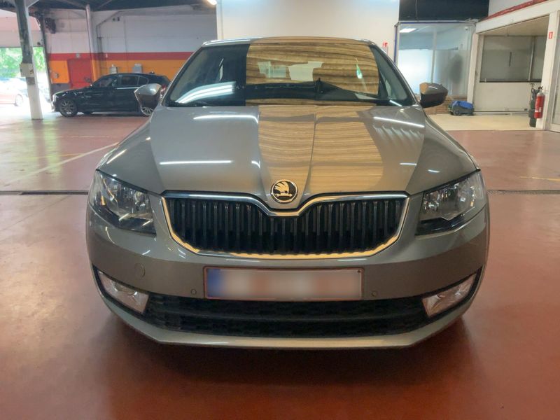 Skoda Octavia 1.2 TSI Ambition — zdjęcie 9