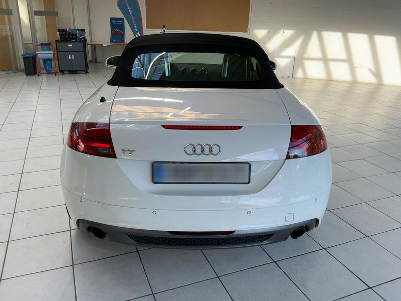 Audi TT 2.0 TFSI Roadster — zdjęcie 5