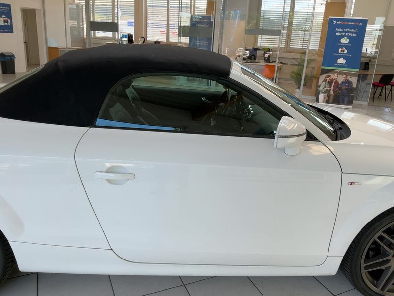 Audi TT 2.0 TFSI Roadster — zdjęcie 7