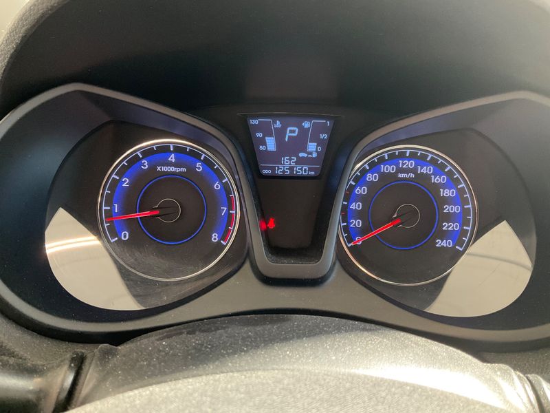 Hyundai ix20 1.6 Comfort — zdjęcie 13