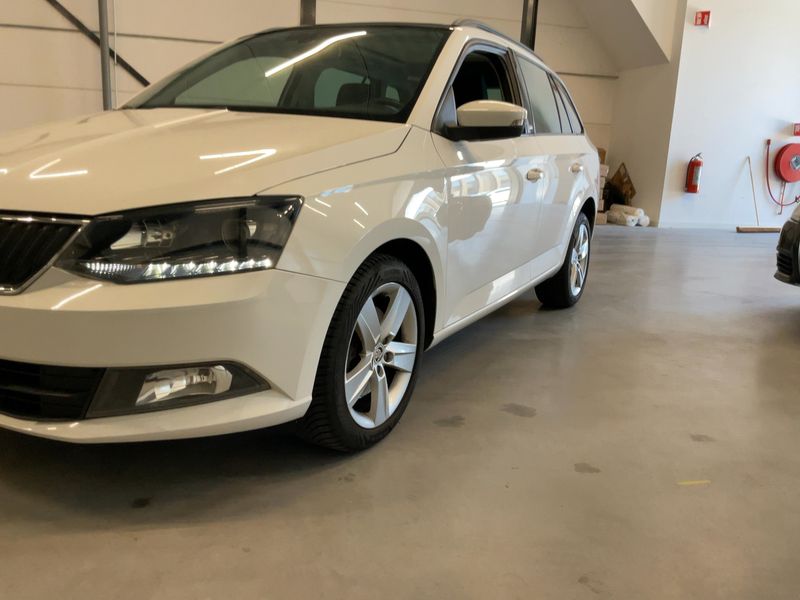 Skoda Fabia 1.2 TSI Ambition — zdjęcie 2