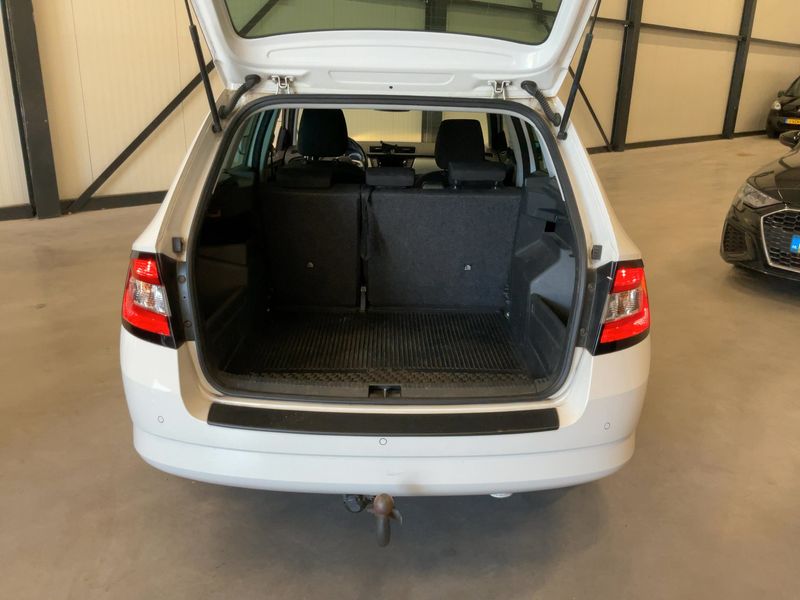 Skoda Fabia 1.2 TSI Ambition — zdjęcie 10