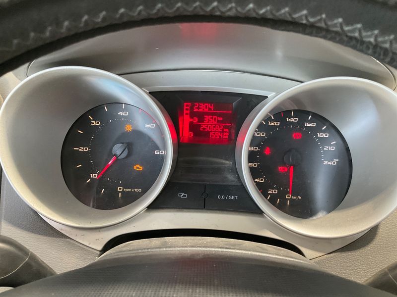 Seat Ibiza 1.9 TDI Stylance Style — zdjęcie 4