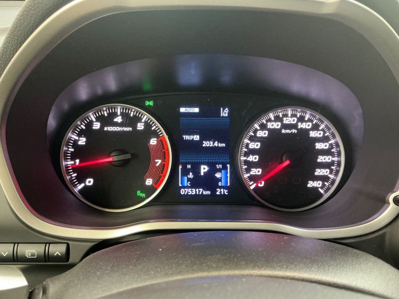 Mitsubishi Eclipse Cross 1.5 T-MIVEC Diamant Edition+ 4WD — zdjęcie 13