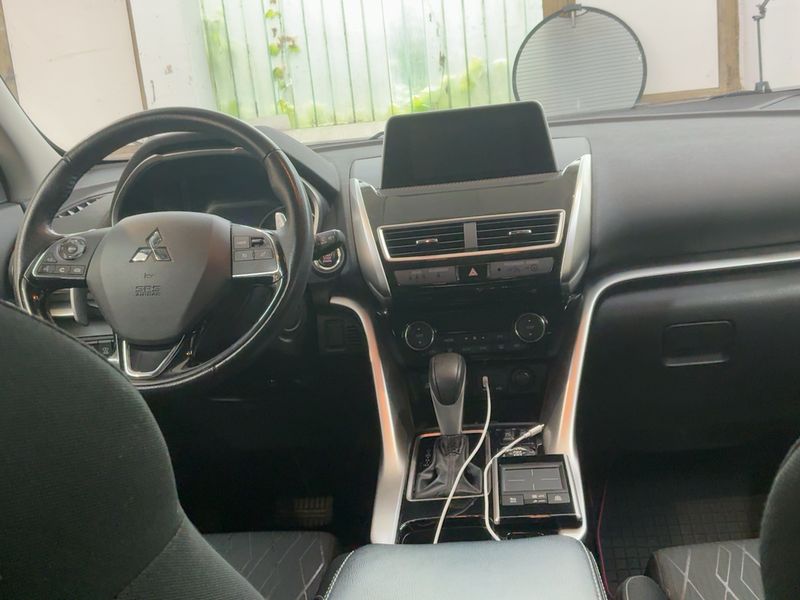 Mitsubishi Eclipse Cross 1.5 T-MIVEC Diamant Edition+ 4WD — zdjęcie 12