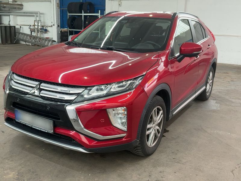 Mitsubishi Eclipse Cross 1.5 T-MIVEC Diamant Edition+ 4WD — zdjęcie 1