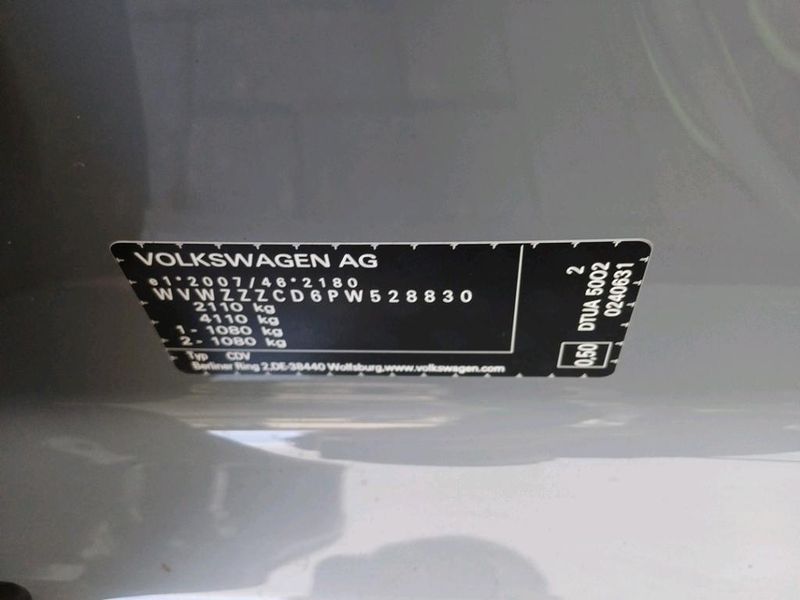Volkswagen Golf VIII 2.0 TDI Alltrack 4Motion — zdjęcie 17