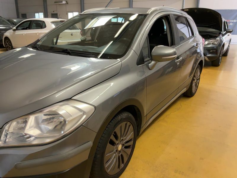 Suzuki SX4 S-Cross 1.6 DDiS Easy 2WD — zdjęcie 2