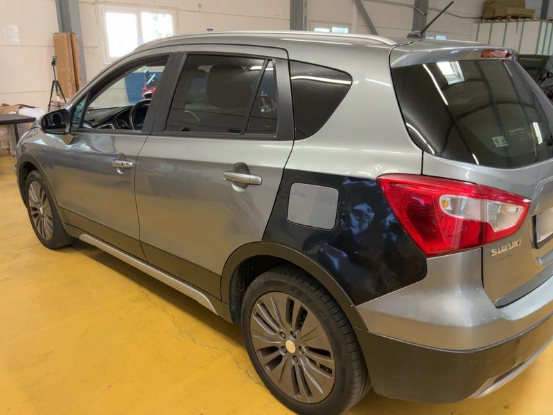 Suzuki SX4 S-Cross 1.6 DDiS Easy 2WD — zdjęcie 3