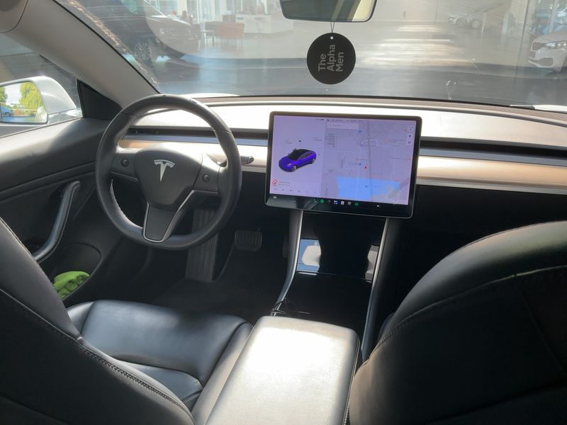 Tesla Model 3 Long Range Dual AWD AWD — zdjęcie 12