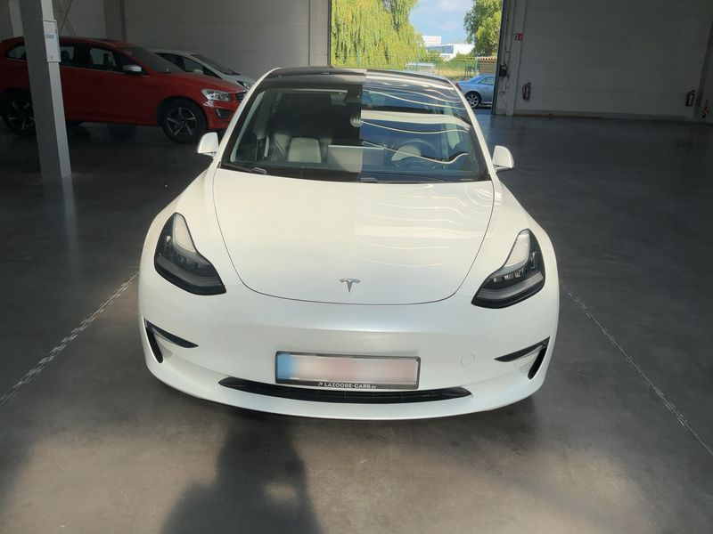 Tesla Model 3 Long Range Dual AWD AWD — zdjęcie 9