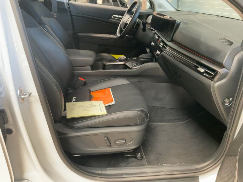 Kia Sportage 1.6 TGDI Business — zdjęcie 11