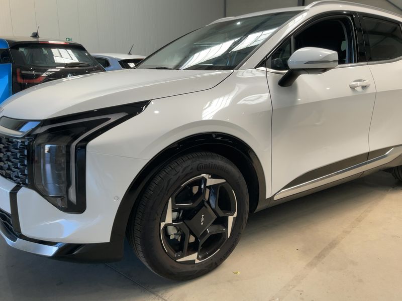 Kia Sportage 1.6 TGDI Business — zdjęcie 2