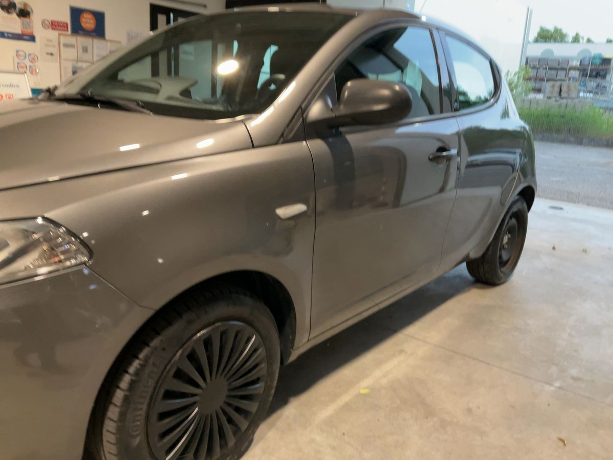Lancia Ypsilon d'occasion