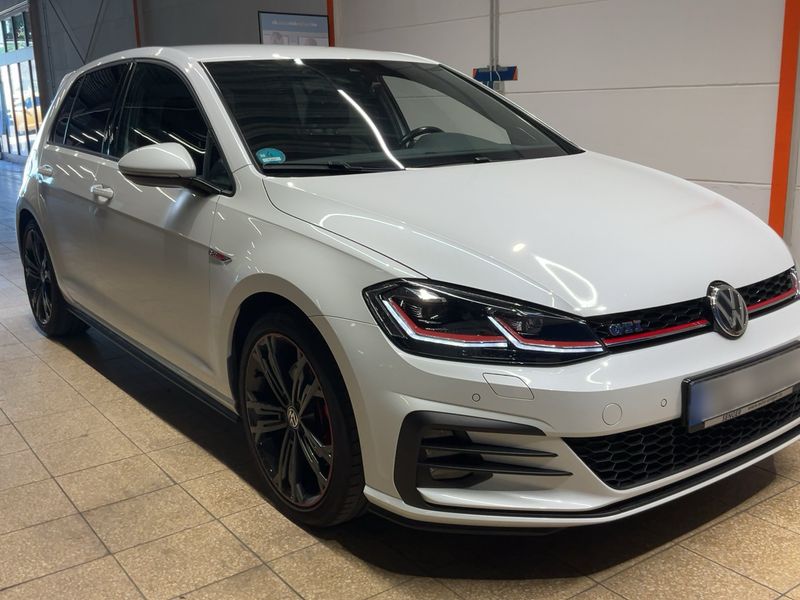 Volkswagen Golf VII 2.0 TSI GTI BlueMotion Tech 2019 – снимка 12