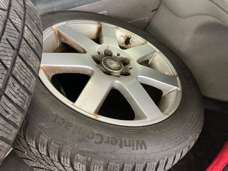 Toyota Prius 1.8 Life 2011 – снимка 32