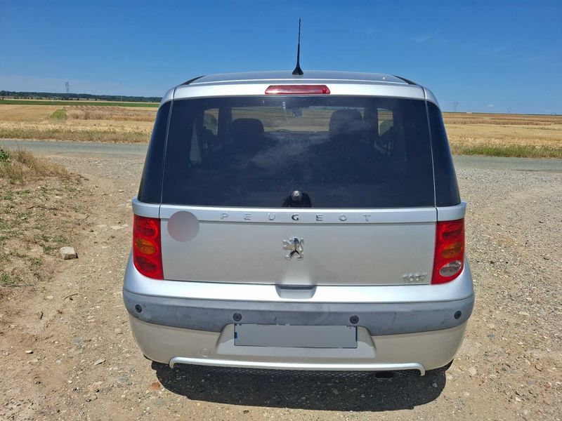 Peugeot 1007 1.6 HDi Sporty Pack — zdjęcie 4