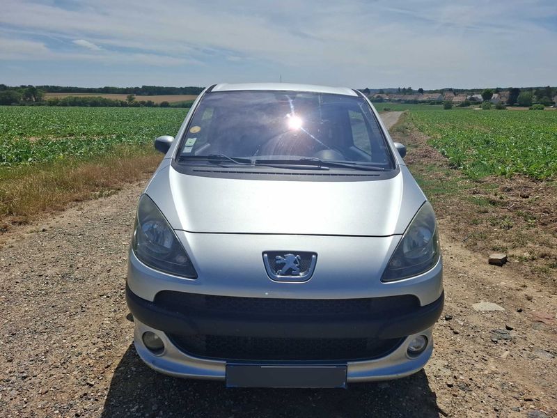 Peugeot 1007 1.6 HDi Sporty Pack — zdjęcie 7
