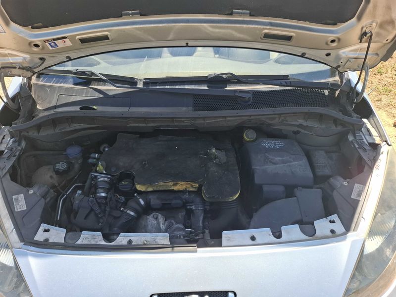 Peugeot 1007 1.6 HDi Sporty Pack — zdjęcie 8