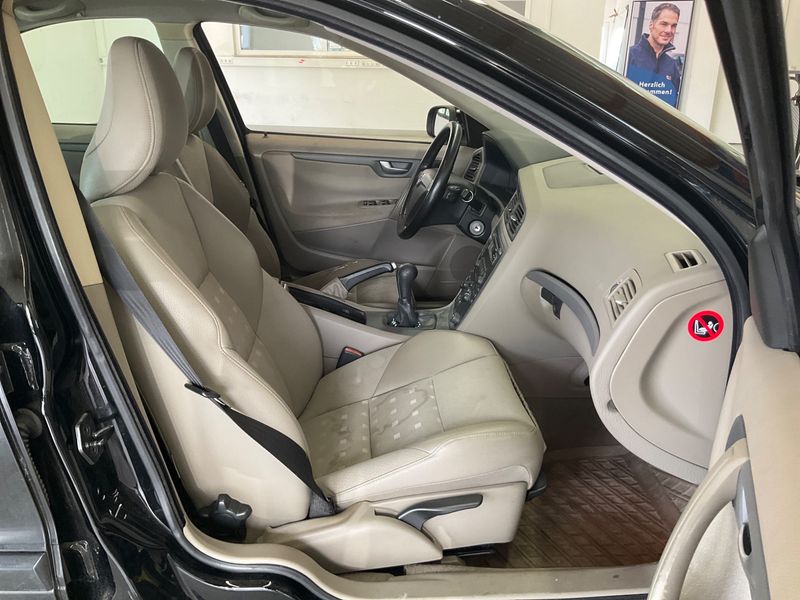 Volvo S60 2.4 D Kinetic 2007 – снимка 3
