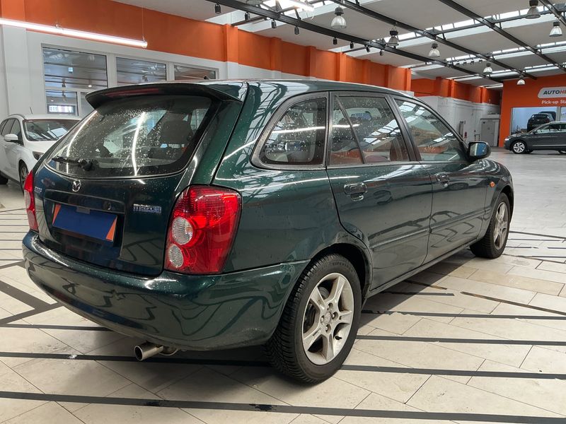 Mazda 323 1.6 F Dynamic Automatik — zdjęcie 2