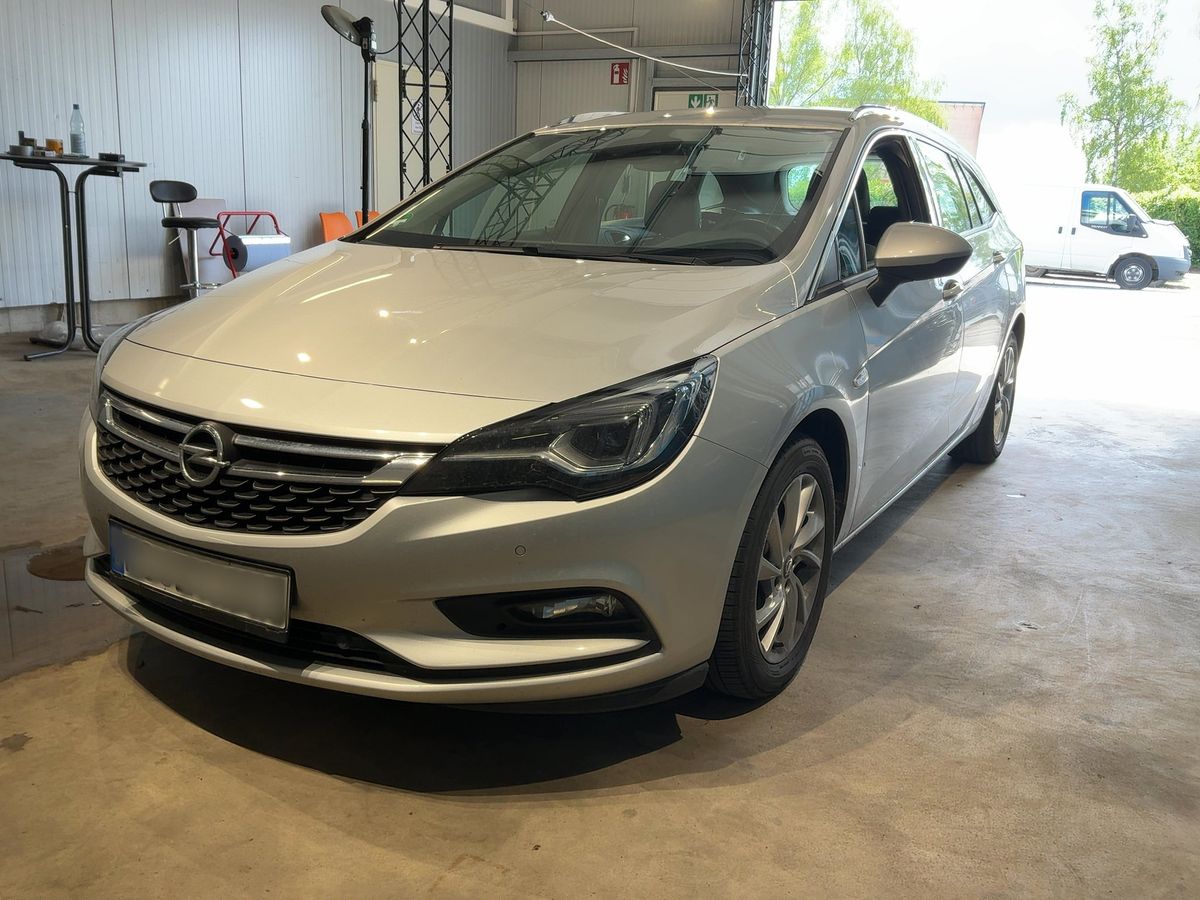 Opel Astra 2019 — photo 1