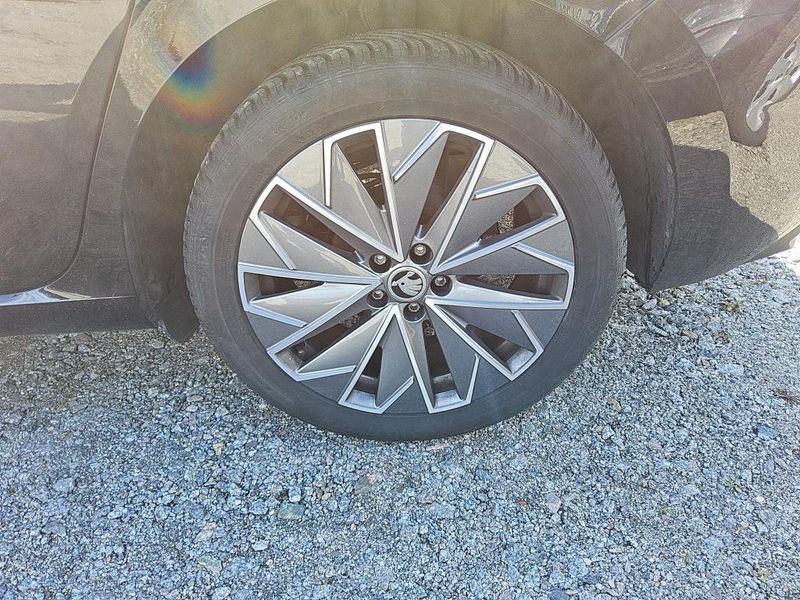 Skoda Scala 1.0 TSI Tour — zdjęcie 24