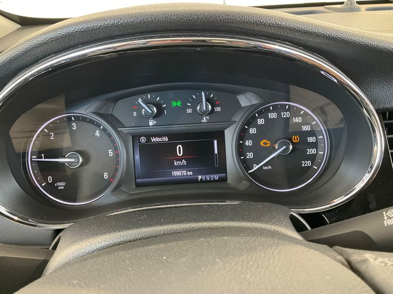Opel Mokka X 1.6 CDTI DPF Innovation — zdjęcie 13