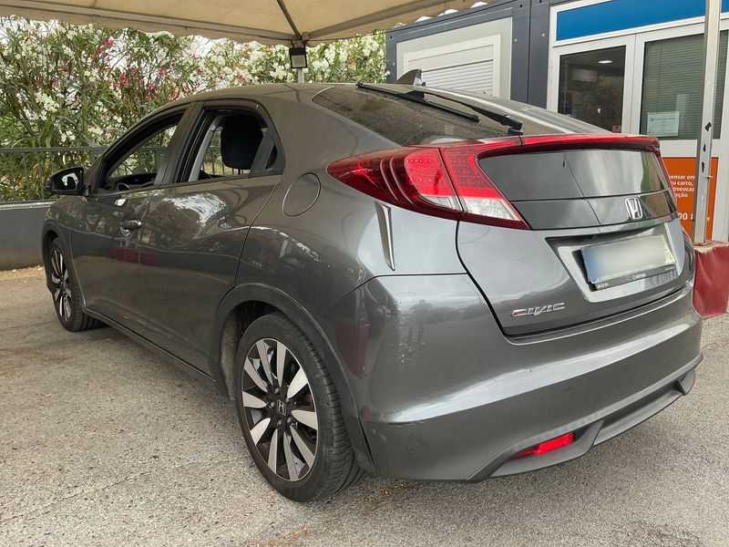 Honda Civic 1.6 DTEC I-DTEC Sport — zdjęcie 3