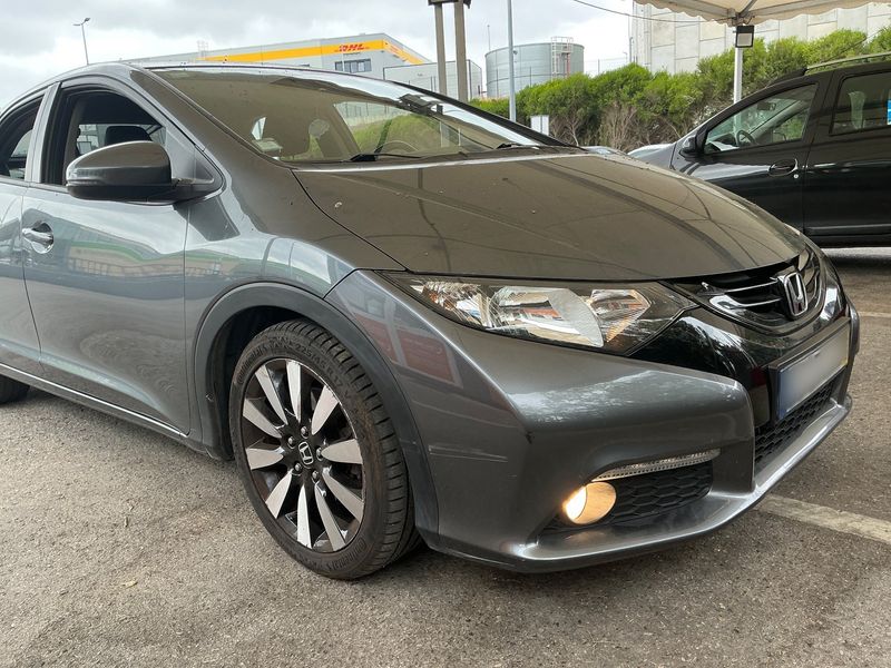 Honda Civic 1.6 DTEC I-DTEC Sport — zdjęcie 8